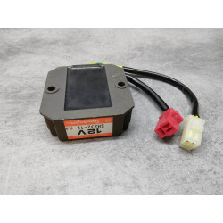 Régulateur Redresseur Honda CX500 CX500C 31600-415-008 Neuf