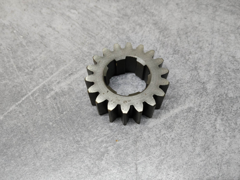 Pignon boite 18 dents CB125X CS125 HONDA 23441-383-900