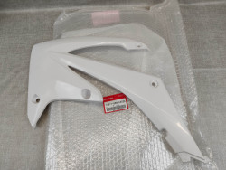 Ecope droit de radiateur blanche neuve CRF250 R 2011/2013 HONDA 19071-KRN-A50ZA