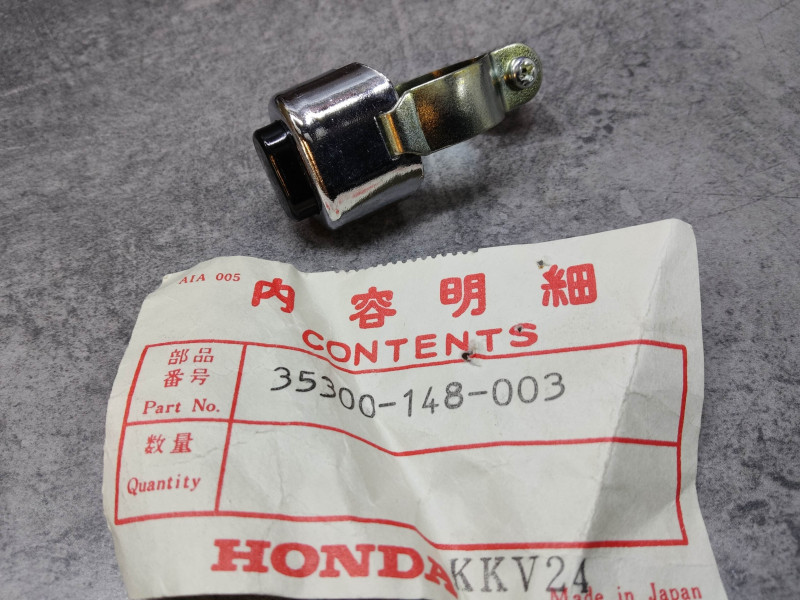 Bouton de klaxon de C320S CB50M HONDA 35300-148-003