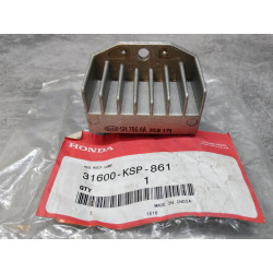 Régulateur / Redresseur CBF125M HONDA 31600-KSP-861