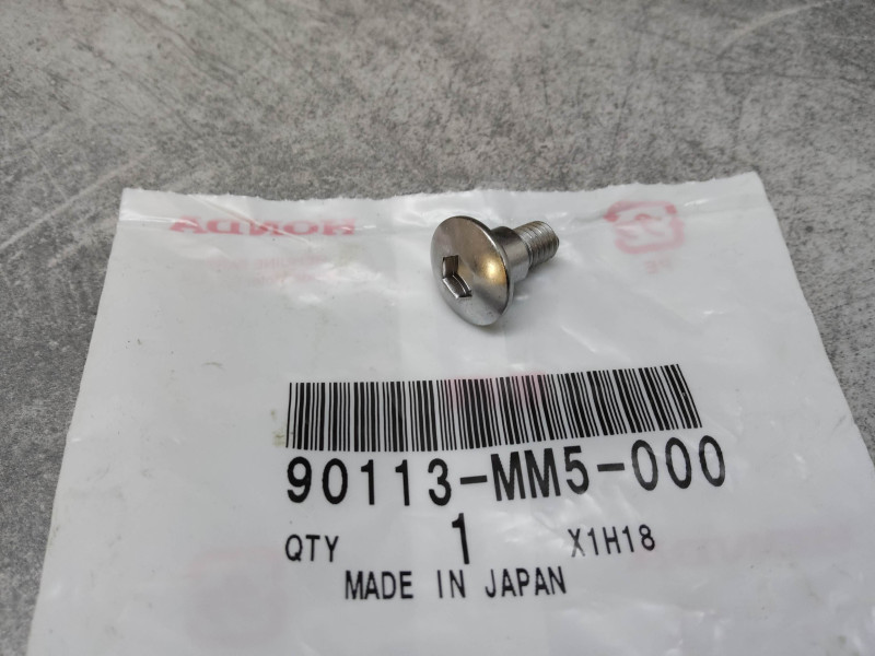 Vis BTR spéciale épaulée 6x14 d'habillage HONDA 90113-MM5-000