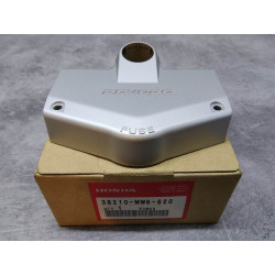 Couvercle Boîte Fusibles Honda NTV650 - Réf. 38210-MW6-620
