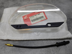 Vitre de tableau de bord de FES125 98-02 HONDA 37212-KEY-900