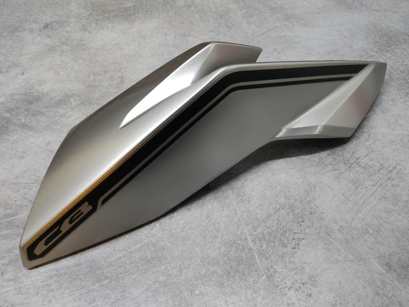 Carénage droit CB500F HONDA 64300-MJW-J40ZD