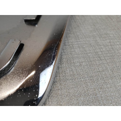 Flanc droit chromé réservoir Honda C200 – Réf. 17640-030-000