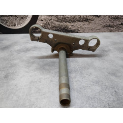 Té inférieur de fourche pour modèles VF750CJ HONDA 53200-MN2-670