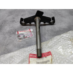 Té fourche inférieur Honda CA125 Rebel 53219-KEB-620