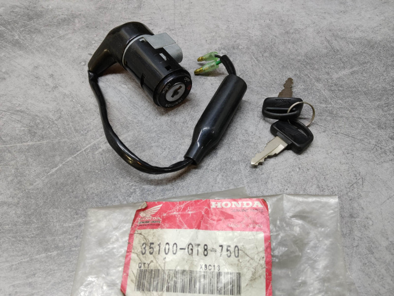 Contacteur à clés Honda PK50 PK50S Wallaroo 35100-GT8-750