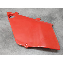 Cache latéral gauche de MT50FA 80 MT50S 80/81 HONDA 83700-167-000ZA