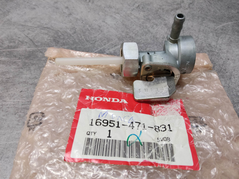 Corps Robinet Essence Honda – Réf. 16951-471-831