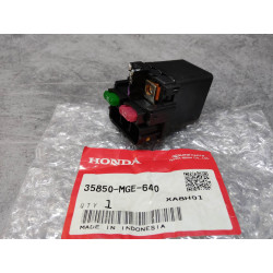 Relais démarreur VFR1200F/FD 10-11 HONDA 35850-MGE-640
