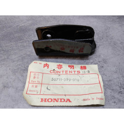 Chape Repose-Pied Arrière Droit Honda 50711-399-010
