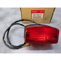 Feu arrière VF750C MAGNA 93-99 HONDA 33701-MZ5-611