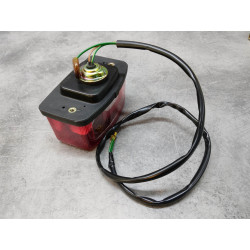 Feu arrière VF750C MAGNA 93-99 HONDA 33701-MZ5-611