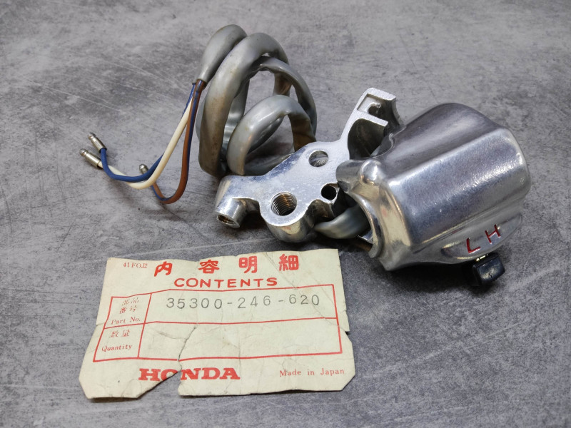 Commodo droit CB125 K2/K3 HONDA 35300-246-620