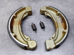 Jeu machoires frein adaptable CB250 91-97/00-06 CM125C HONDA 06450-KC2-680A