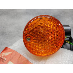 Clignotant avant gauche VT125C/C2 SHADOW 01-06 HONDA 33450-KGB-900