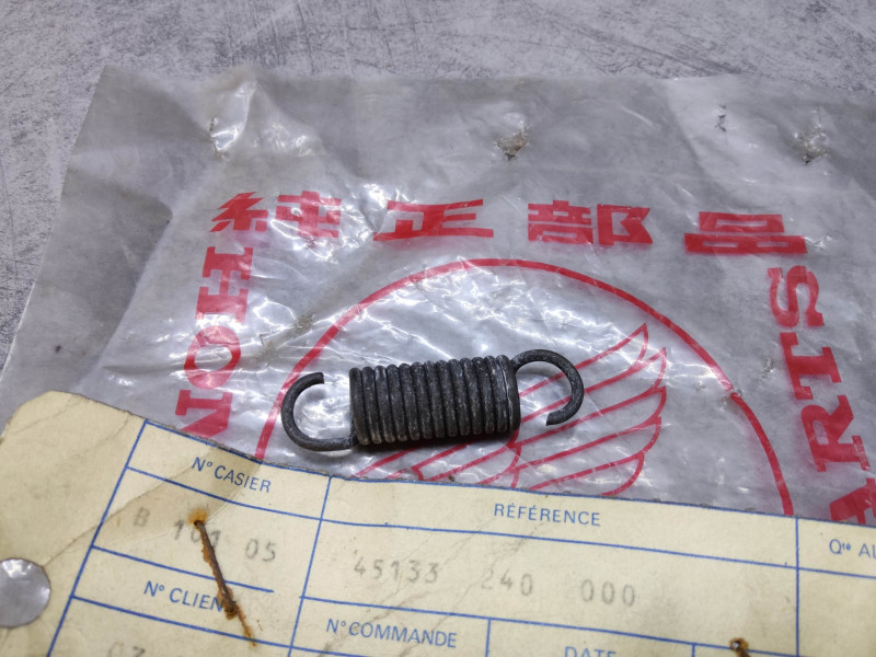 Ressort Mâchoires Frein AR Honda 45133-240-000 | Neuf