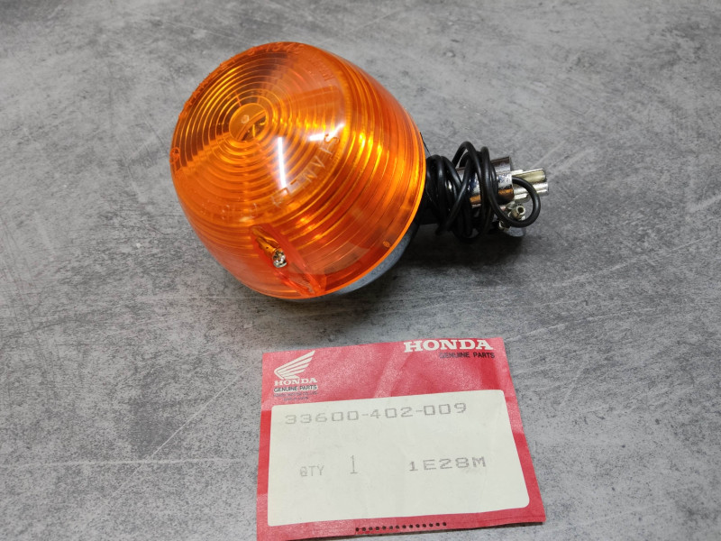 Clignotant Arrière Droit Honda CB125T/T2 - Réf. 33600-402-009
