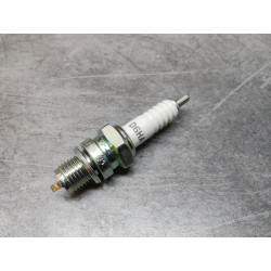 Bougie NGK D6HA Honda 98066-56717 - Pièce neuve