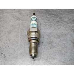 Bougie iridium 1UH24D CBR600F4 CBR900RE/RR 00/01 HONDA 98059-5892U
