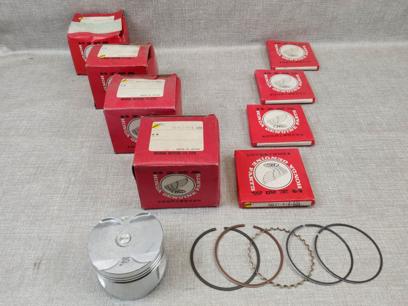 Pistons + Segments CBX750 +0.25 Honda - Kit 4 Cylindres