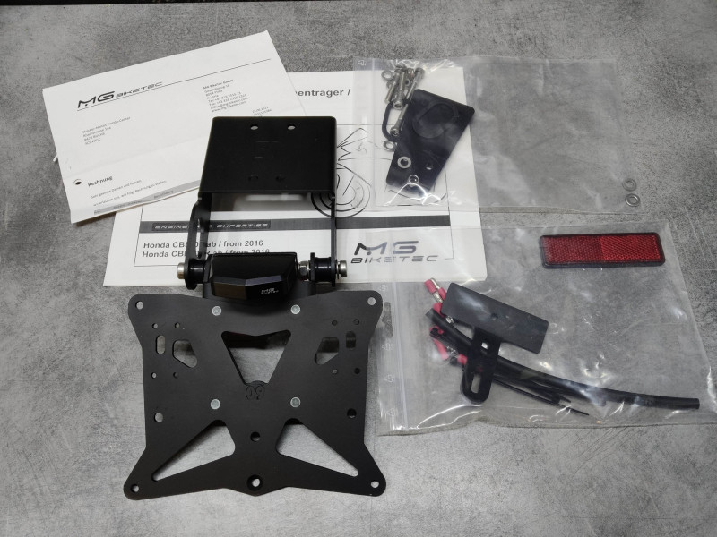 Support plaque arrière CB500F CBR500R HONDA 84701