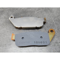 Plaquettes Frein Avant Honda NV400C Shadow 06455-MBK-752
