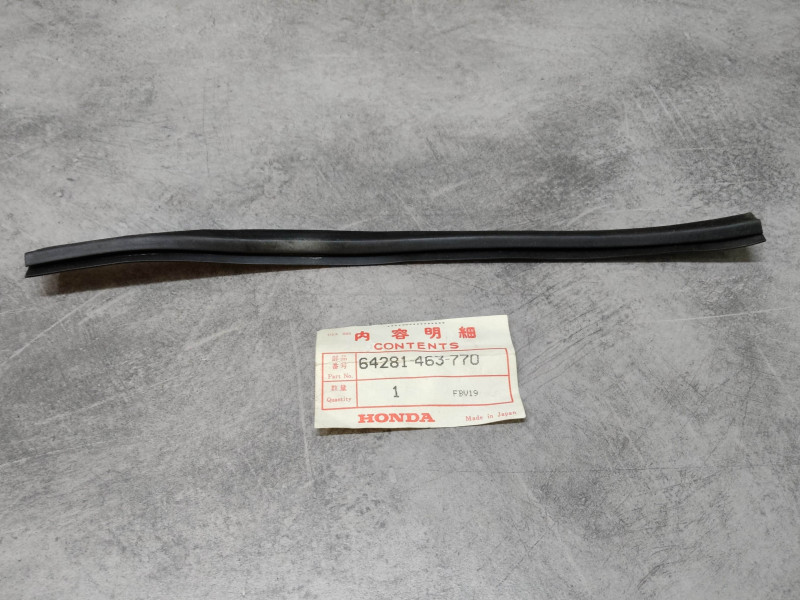 Joint sous capot Honda GL1100 1980-83 – Réf. 64281-463-770