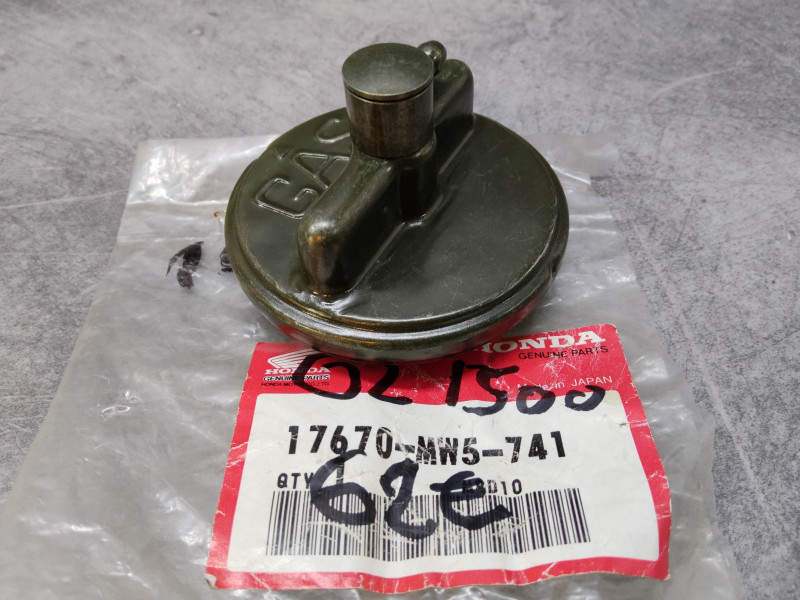 Bouchon Réservoir Carburant Honda GL1500 17670-MW5-741