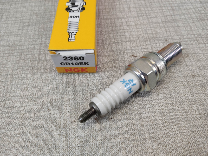 Bougie NGK Standard - CR10EK