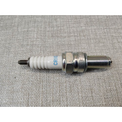 Bougie NGK CR10EK Standard - Pièce allumage Moto Honda