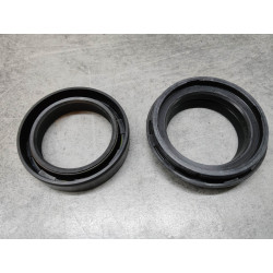 Kit joint spi + cache poussière NSS300 NSS30A 2013 HONDA 51490-K04-931