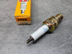 Bougie NGK JR9A