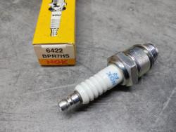 Bougie NGK BPR7HS - 6422