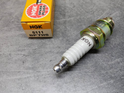 Bougie NGK BP7HS - 5111