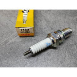 Bougie NGK DR8EA Standard Moto Honda | Réf. 1078668