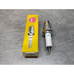 Bougie NGK DR8EA Standard Moto Honda | Réf. 1078668