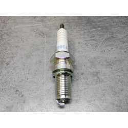 Bougie NGK DR8EA Standard Moto Honda | Réf. 1078668