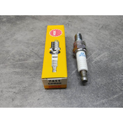 Bougie NGK CPR8E - 7411 XL 700 V NT 700 VA CBF125 M