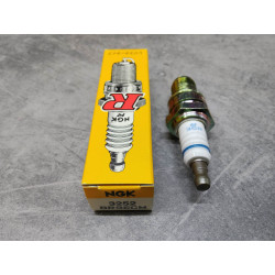 Bougie NGK type BR9ECM pour NSR250R 92/97 japon ....