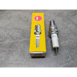 Bougie NGK CR7EK 7546 Standard - Pièce Neuve Moto Honda