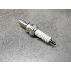 Bougie NGK CR7EK 7546 Standard - Pièce Neuve Moto Honda