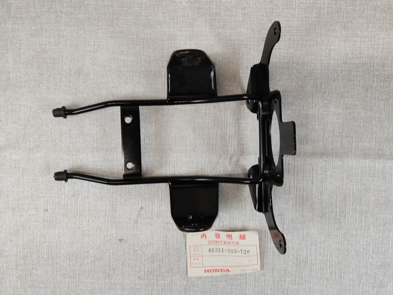 Support de phare et compteurs pour CB125 N HONDA 61311-383-720