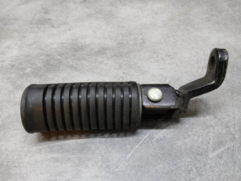 Repose-pied avant gauche Honda CB250-400N - Réf. 50640-443-610