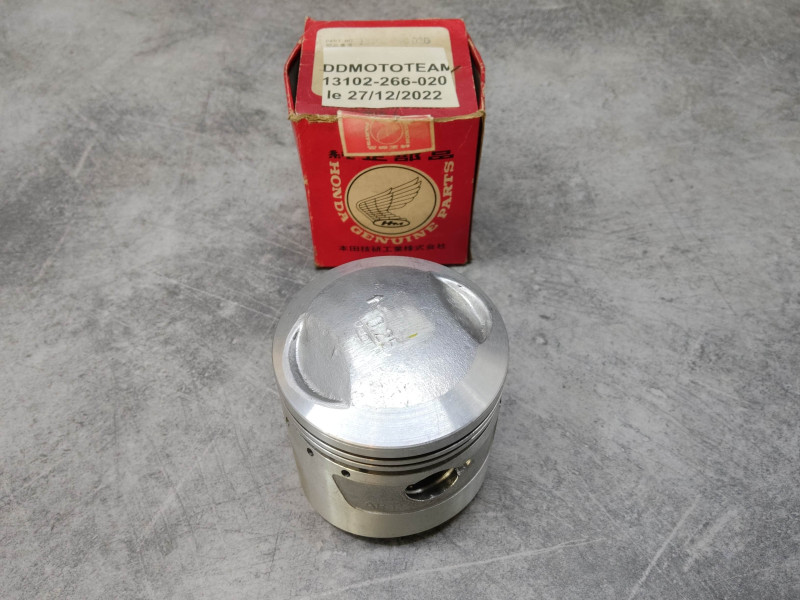 Piston 0.25 C77 60-64 C78 60-64 CA77 60-64 HONDA 13102-266-020