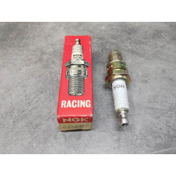 Bougie NGK B10ES Kawasaki - Pièce Neuve | NGK Spark Plugs