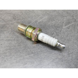 Bougie NGK B10ES Kawasaki - Pièce Neuve | NGK Spark Plugs
