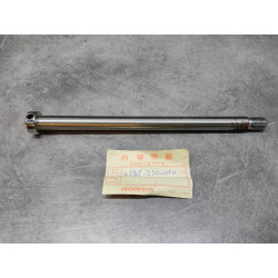 Axe roue arrière CA175 CB125 CD125 CD175 CL125 GL175 HONDA 42301-230-010